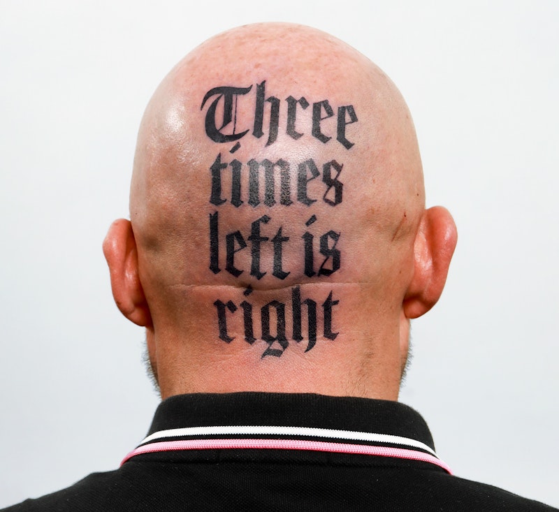 Studio Julian Hetzel Man met getatoeëerd achterhoofd